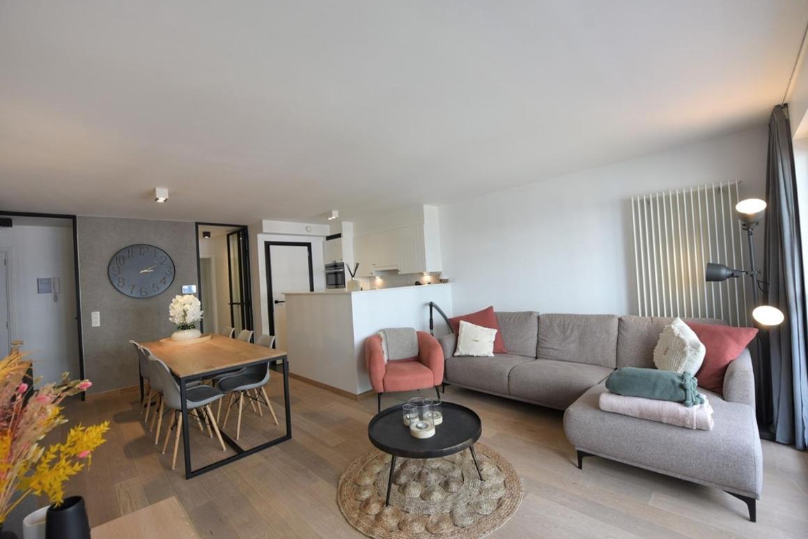 Appartement Spacieux A Knokke Экстерьер фото